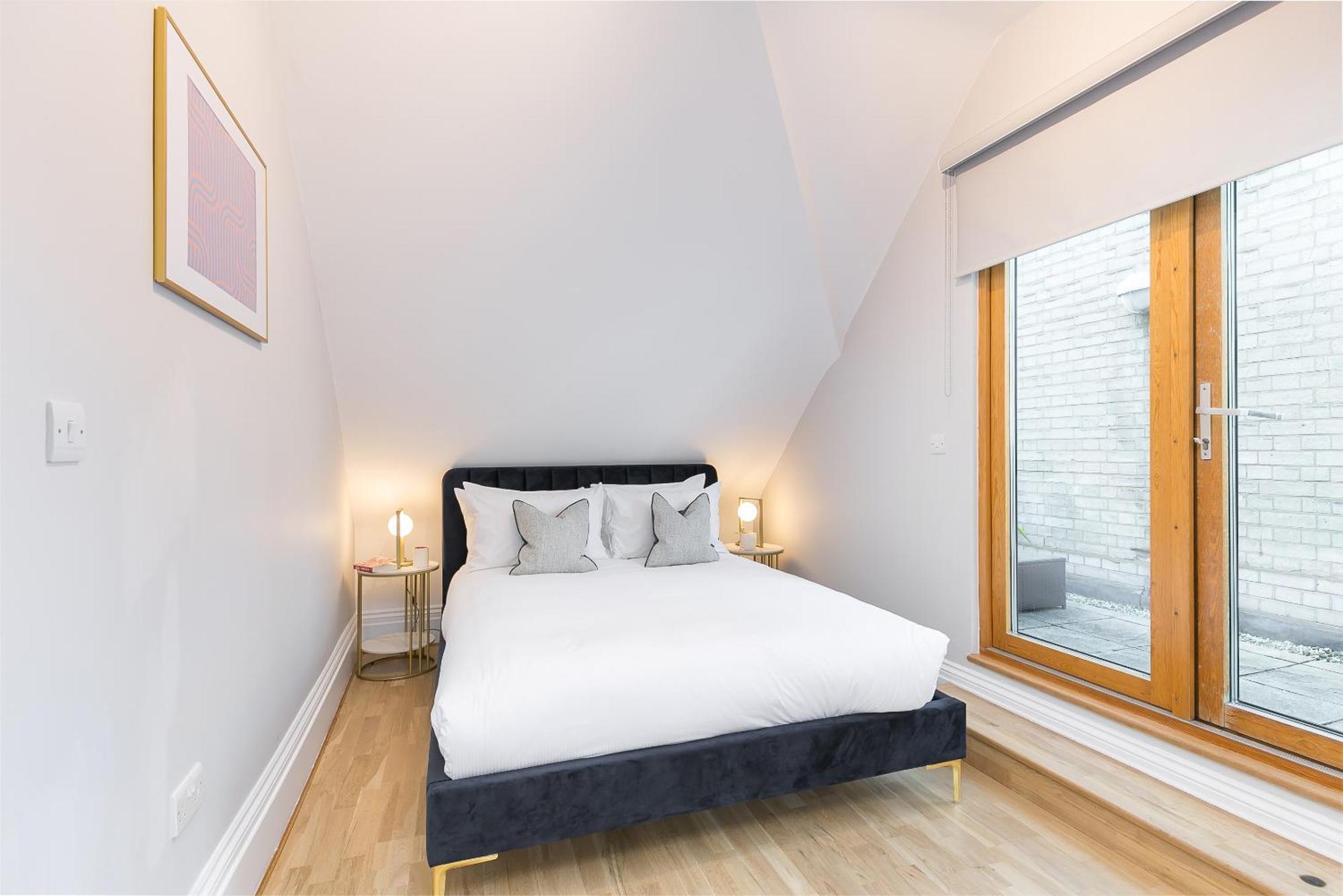 Urban Chic - Dorset Street Apartment *